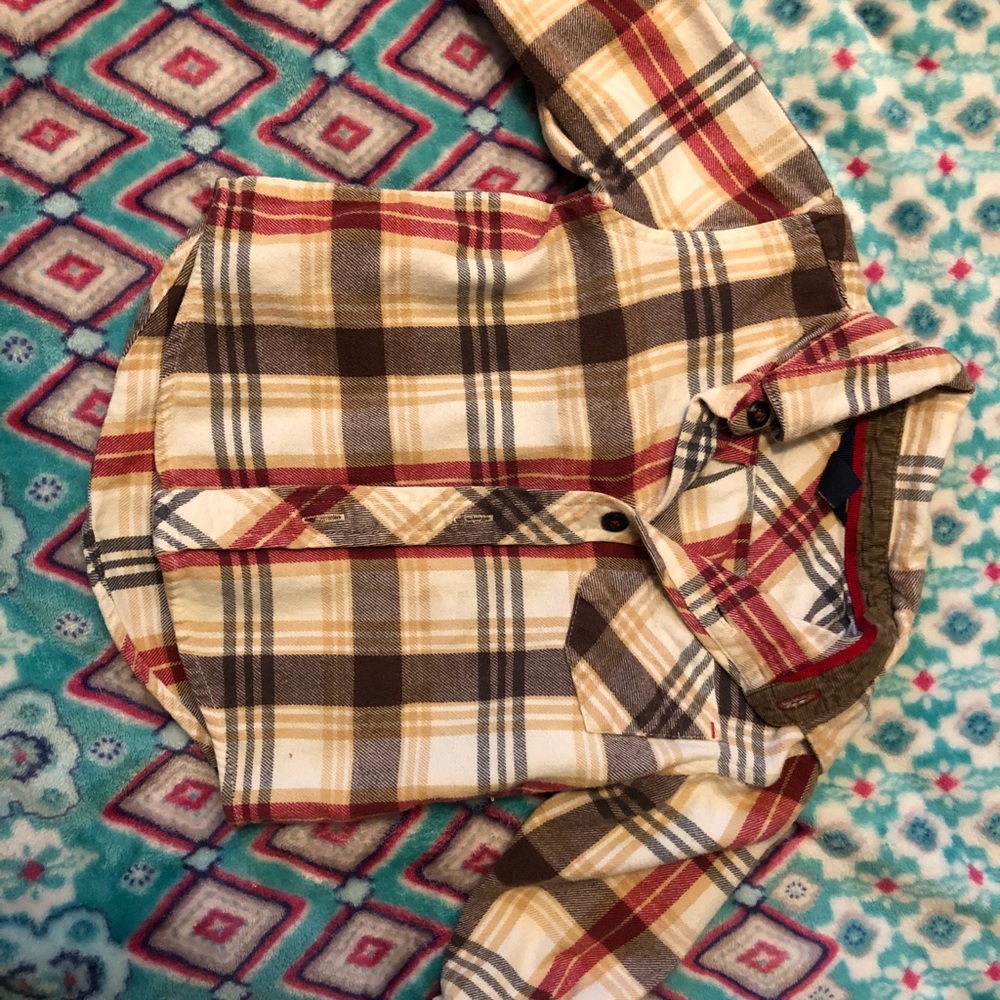 GAP long sleeved shirt